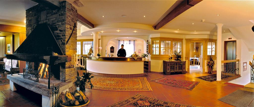 Hotel Markushof 3***S Olang Exterior photo